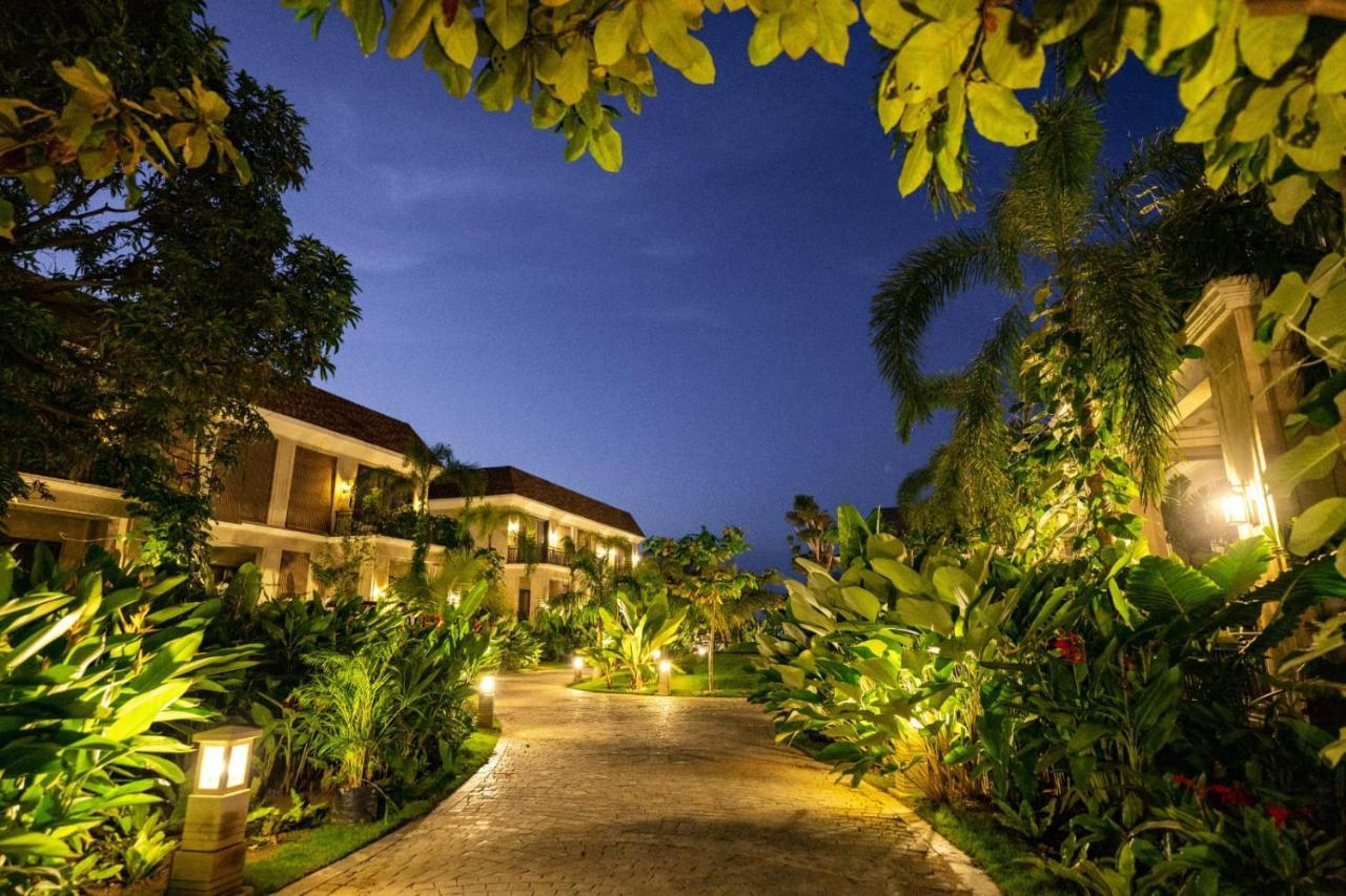Maira Resort And Convention Centre Raipur  Exterior photo