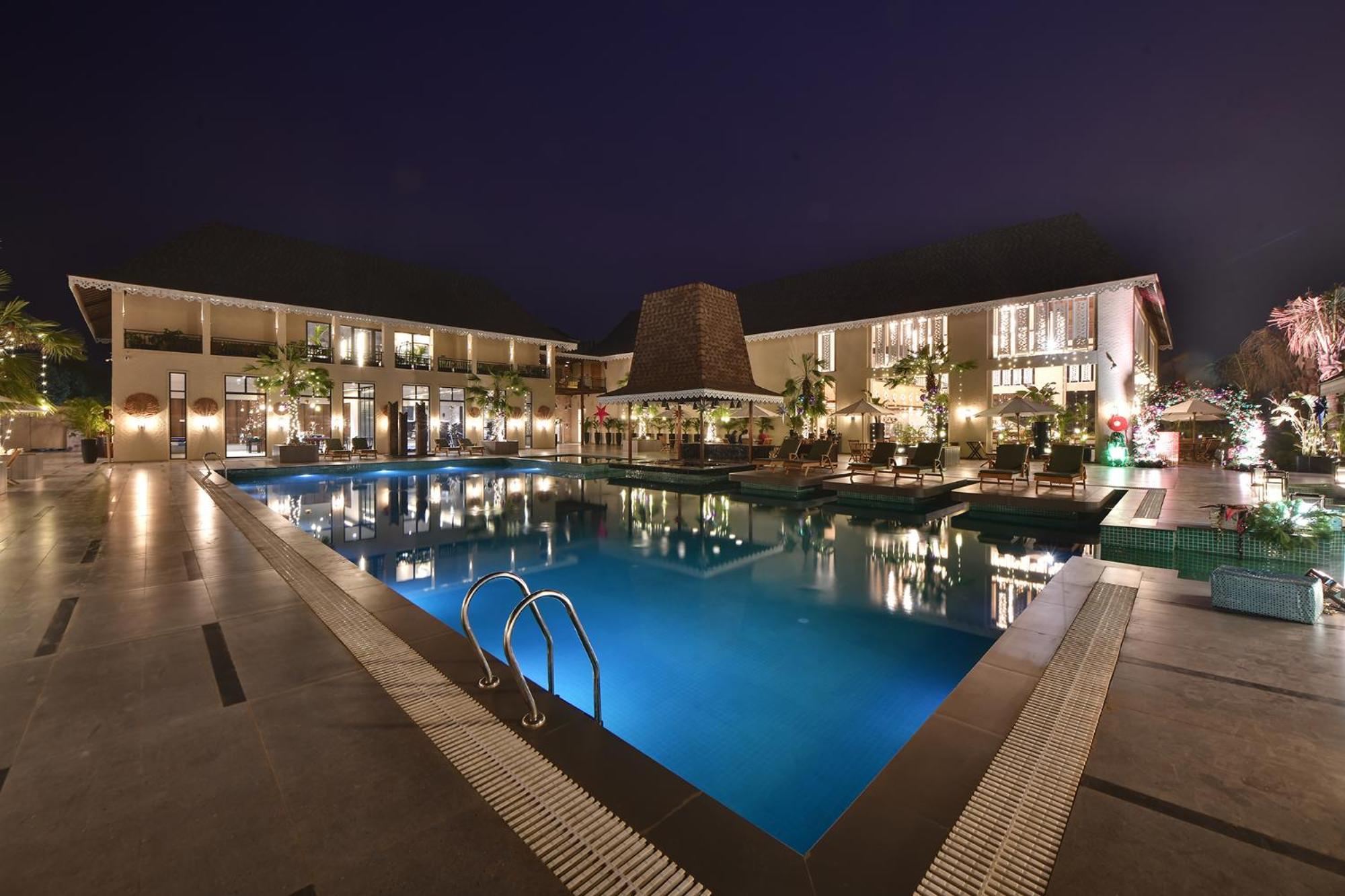 Maira Resort And Convention Centre Raipur  Exterior photo
