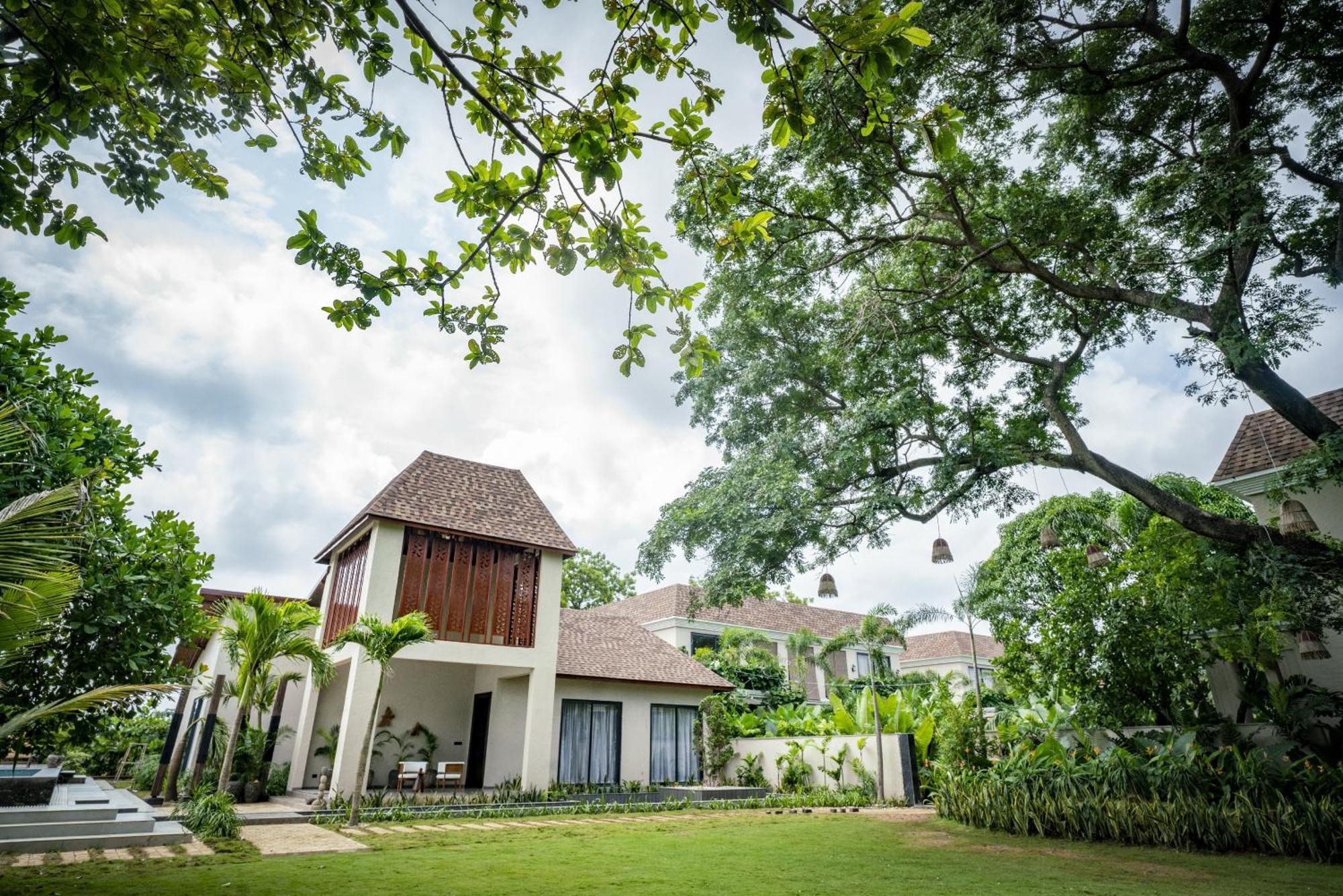 Maira Resort And Convention Centre Raipur  Exterior photo
